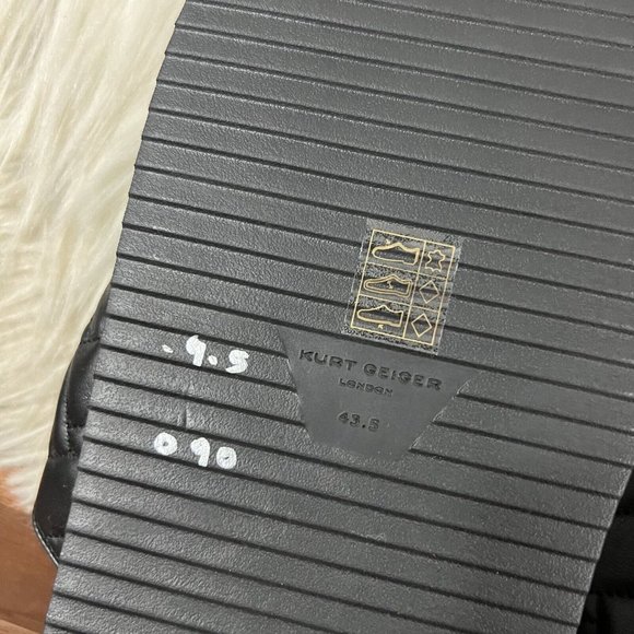 Kurt Geiger Men's Size 43.5 / US 10.5 Black Leather Quilted Orson Slide Sandals - Picture 11 of 13